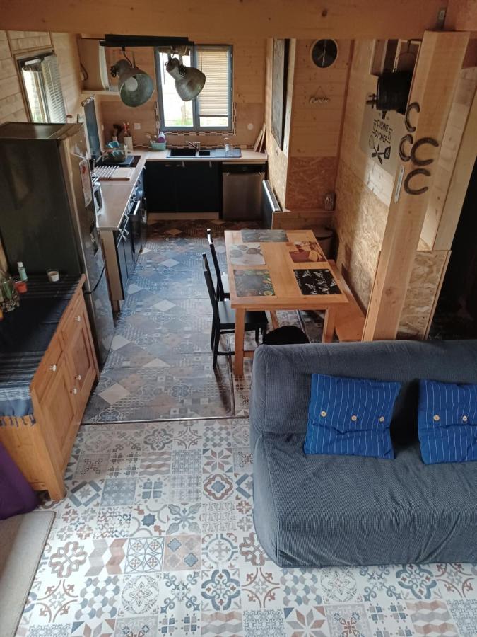 Chalet Chaleureux Avec Parking Garage Motos, Vélos